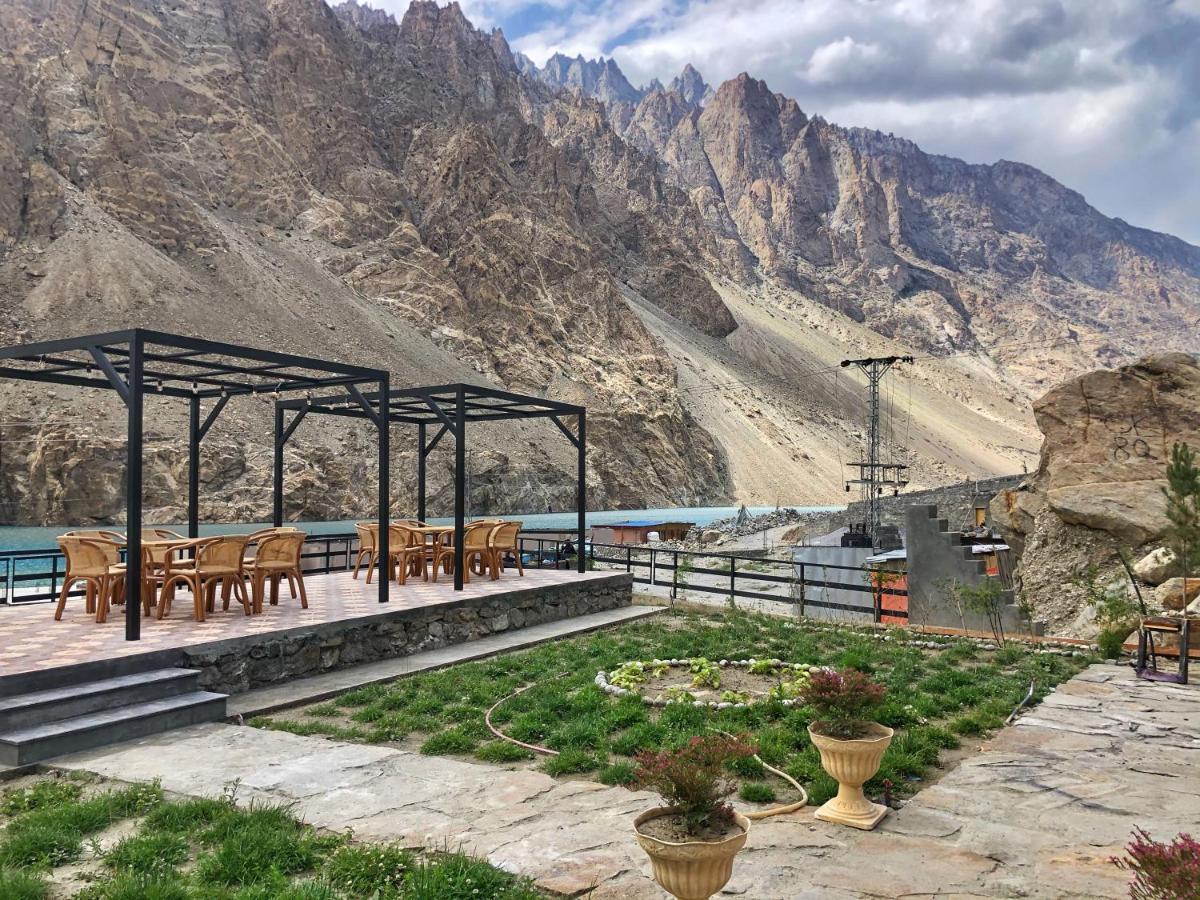 Karimabad  Horizon Resort Attabad Lake Hunza מראה חיצוני תמונה