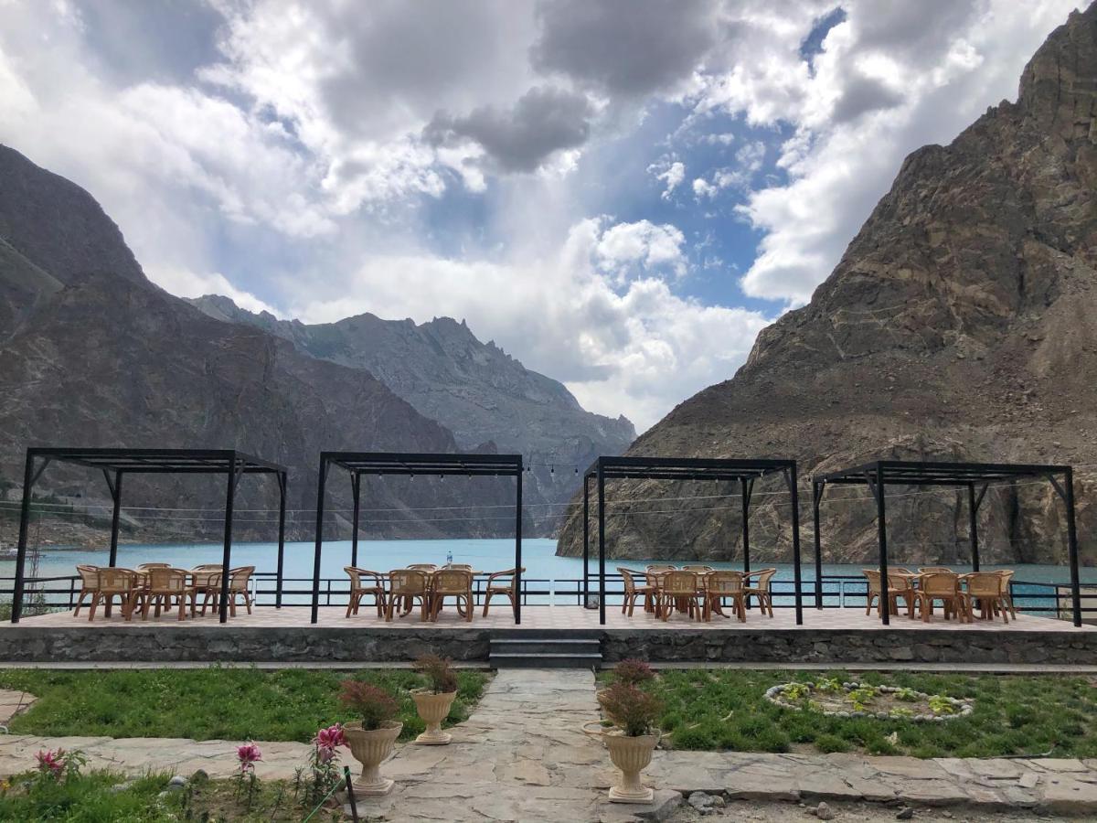 Karimabad  Horizon Resort Attabad Lake Hunza מראה חיצוני תמונה