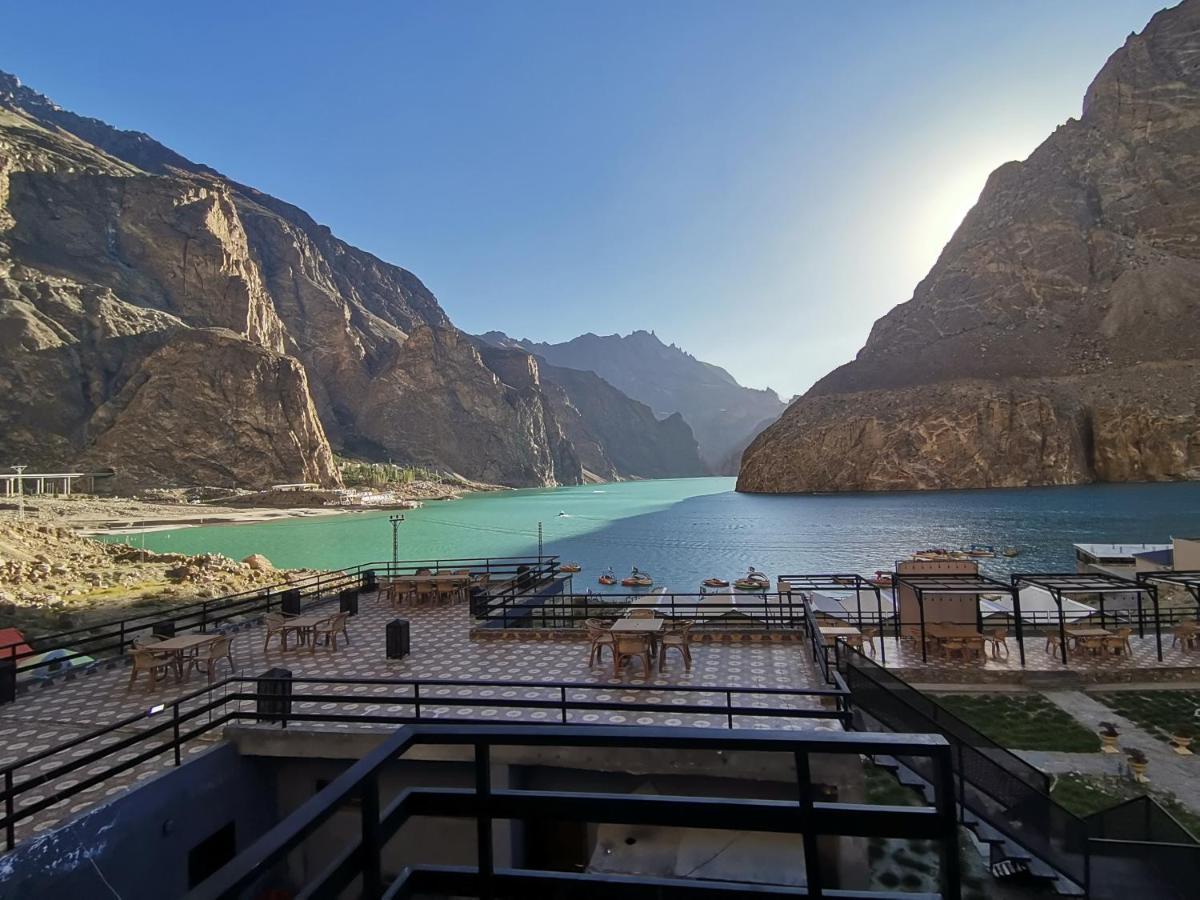 Karimabad  Horizon Resort Attabad Lake Hunza מראה חיצוני תמונה