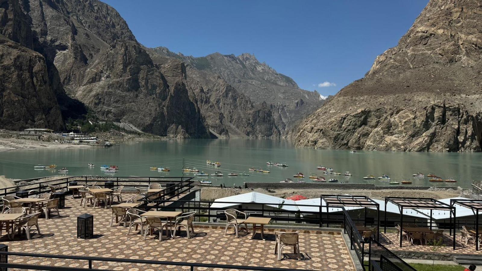 Karimabad  Horizon Resort Attabad Lake Hunza מראה חיצוני תמונה